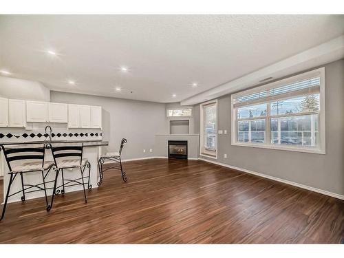 103-6550 Old Banff Coach Road Sw, Calgary, AB - Indoor