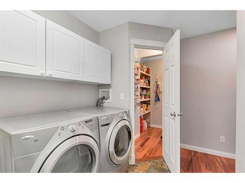 228 Chaparral Circle Se, Calgary, AB - Indoor Photo Showing Laundry Room