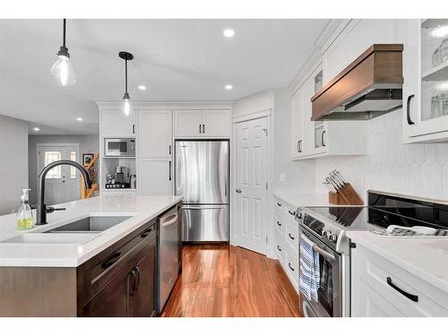 228 Chaparral Circle Se, Calgary, AB - Indoor Photo Showing Kitchen With Upgraded Kitchen