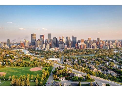 524 Crescent Road Nw, Calgary, AB - Outdoor With View