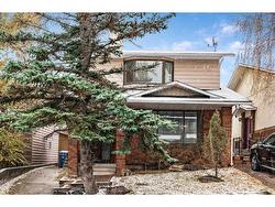 11 Coach Manor Rise SW Calgary, AB T3H 1C5