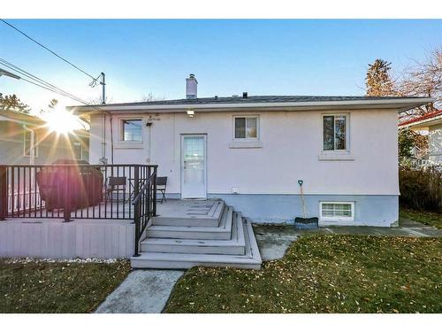 1814 Ramsay Street Se, Calgary, AB - Outdoor With Deck Patio Veranda