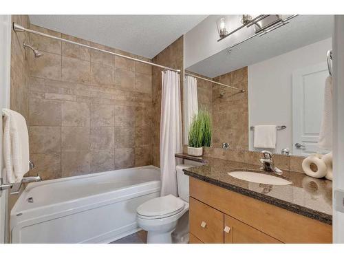 129-52 Cranfield Link Se, Calgary, AB - Indoor Photo Showing Bathroom