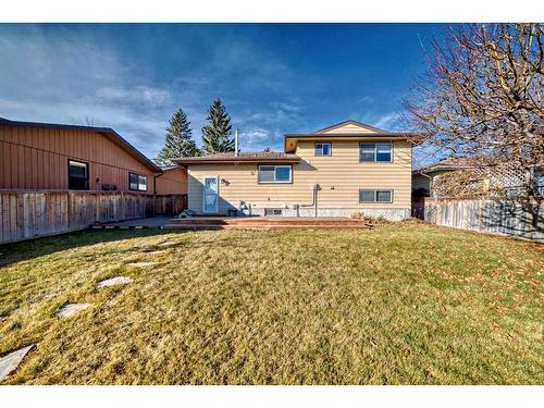 6112 Thornaby Way Nw, Calgary, AB - Outdoor