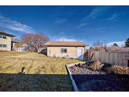 6112 Thornaby Way Nw, Calgary, AB - Outdoor