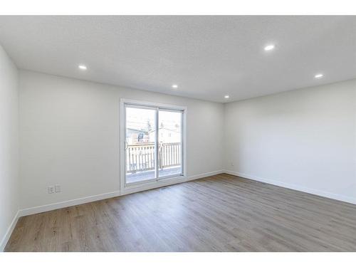 1-1709 48 Street Se, Calgary, AB - Indoor Photo Showing Other Room