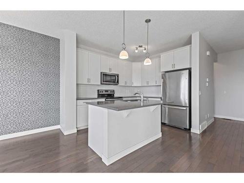 10 Nolanfield Road Nw, Calgary, AB - Indoor Photo Showing Kitchen With Upgraded Kitchen