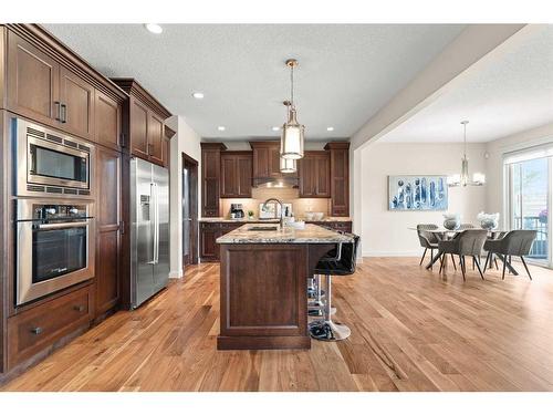 43 Elgin Estates Green Se, Calgary, AB - Indoor Photo Showing Kitchen With Upgraded Kitchen