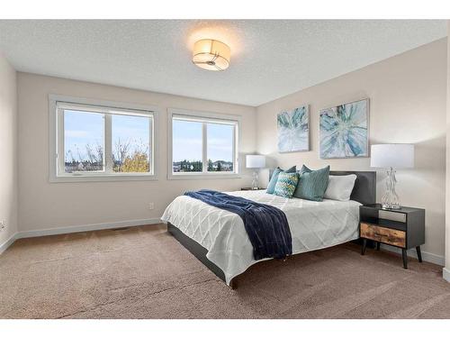 43 Elgin Estates Green Se, Calgary, AB - Indoor Photo Showing Bedroom