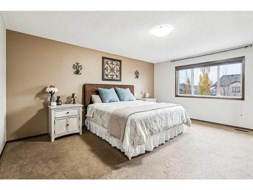 119 Chapalina Mews Se, Calgary, AB - Indoor Photo Showing Bedroom