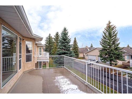 216 Sierra Morena Green Sw, Calgary, AB - Outdoor With Exterior