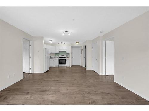 213-2000 Applevillage Court, Calgary, AB - Indoor