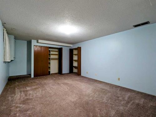 5411 Silverthorn Road, Olds, AB - Indoor Photo Showing Other Room