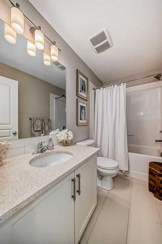 146 Auburn Meadows Walk Se, Calgary, AB - Indoor Photo Showing Bathroom