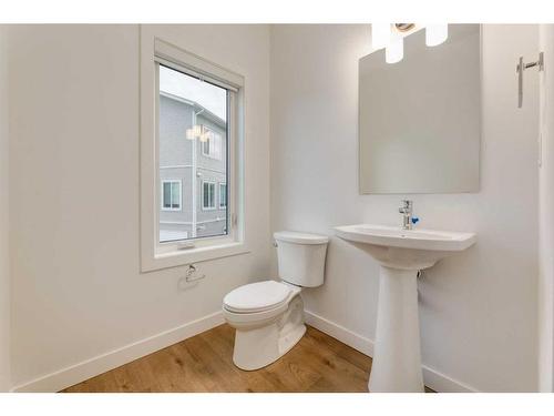 205-6 Merganser Drive West, Chestermere, AB - Indoor Photo Showing Bathroom