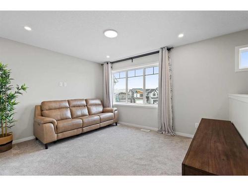 20 Royston Walk Nw, Calgary, AB - Indoor