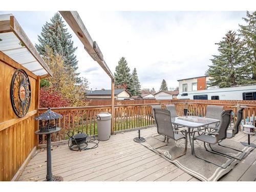 15 Deermont Road Se, Calgary, AB - Outdoor With Deck Patio Veranda With Exterior