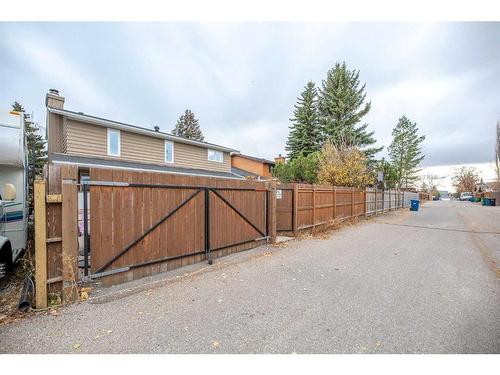 15 Deermont Road Se, Calgary, AB - Outdoor