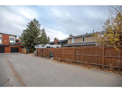 15 Deermont Road Se, Calgary, AB - Outdoor