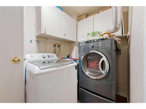 55-3705 Fonda Way Se, Calgary, AB - Indoor Photo Showing Laundry Room