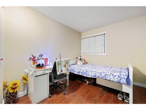 55-3705 Fonda Way Se, Calgary, AB - Indoor Photo Showing Bedroom