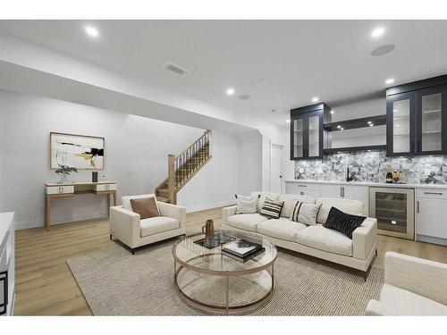 109 Hartford Road Nw, Calgary, AB - Indoor Photo Showing Living Room