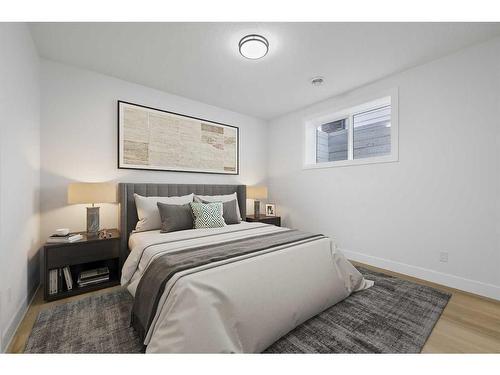 109 Hartford Road Nw, Calgary, AB - Indoor Photo Showing Bedroom