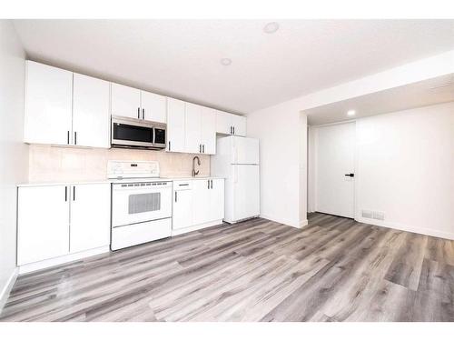 12739 Coventry Hills Way Ne, Calgary, AB - Indoor Photo Showing Kitchen