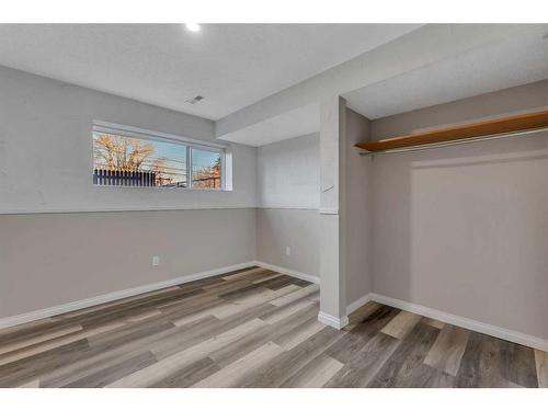 1526 And 1528 35 Street Se, Calgary, AB - Indoor Photo Showing Other Room