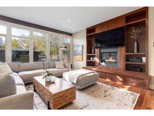 2329 6 Avenue Nw, Calgary, AB - Indoor Photo Showing Living Room With Fireplace