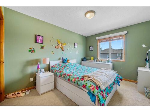 36 Brightonstone Gardens Se, Calgary, AB - Indoor Photo Showing Bedroom