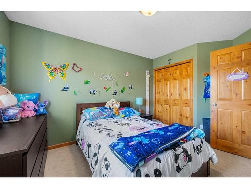 36 Brightonstone Gardens Se, Calgary, AB - Indoor Photo Showing Bedroom