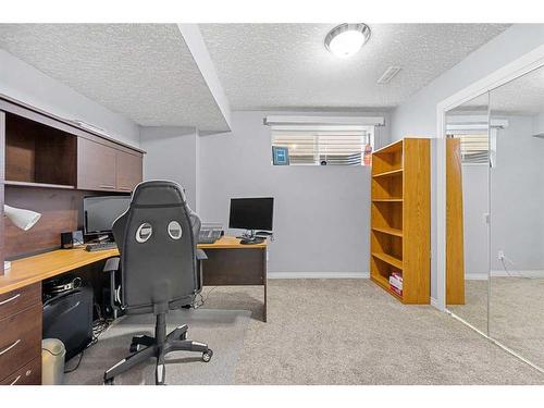 36 Brightonstone Gardens Se, Calgary, AB - Indoor Photo Showing Office