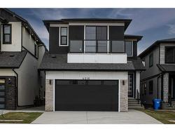 4516 87AVENUE NE Avenue NE Calgary, AB T3J 2H9