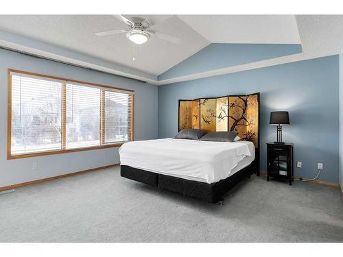 12 Arbour Glen Green Nw, Calgary, AB - Indoor Photo Showing Bedroom