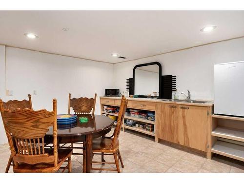 12 Arbour Glen Green Nw, Calgary, AB - Indoor Photo Showing Dining Room