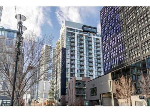 303-550 Riverfront Avenue Se, Calgary, AB - Outdoor With Facade