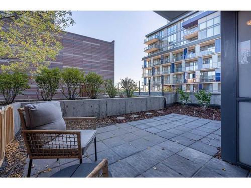 303-550 Riverfront Avenue Se, Calgary, AB - Outdoor