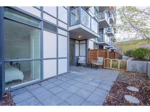 303-550 Riverfront Avenue Se, Calgary, AB - Outdoor With Balcony With Exterior