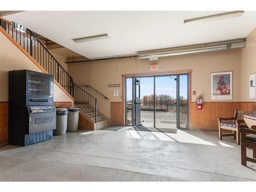 3245 Township Road 292, Rural Mountain View County, AB - Indoor Photo Showing Other Room