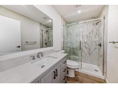 149 Eagle Road North, Lethbridge, AB - Indoor Photo Showing Bathroom