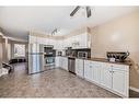 604 Westchester Road, Strathmore, AB  - Indoor Photo Showing Kitchen 