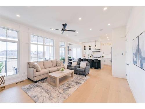 1468 Coopers Landing Sw, Airdrie, AB - Indoor Photo Showing Living Room