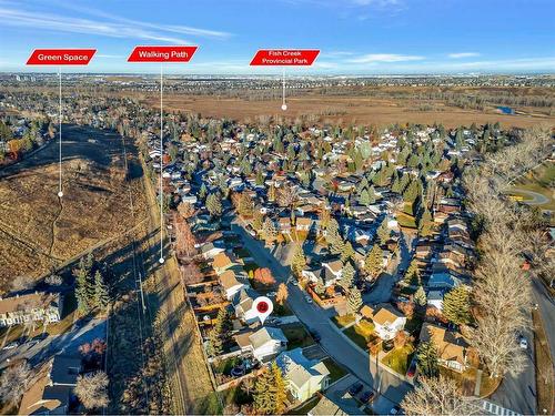 19 Deer Lane Road Se, Calgary, AB - Outdoor With View