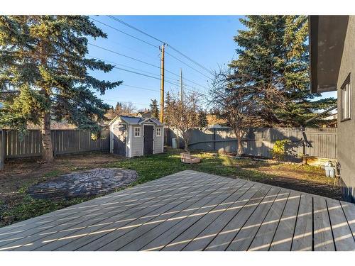 19 Deer Lane Road Se, Calgary, AB - Outdoor