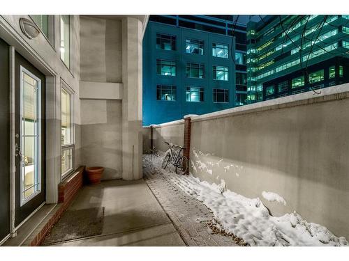 107-1117 1 Street Sw, Calgary, AB - Outdoor