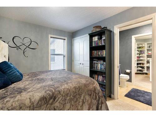 52 Mahogany Heath Se, Calgary, AB - Indoor Photo Showing Bedroom