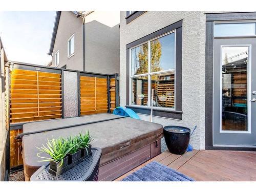 52 Mahogany Heath Se, Calgary, AB - Outdoor With Exterior