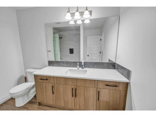 52 Cityline Square Ne, Calgary, AB - Indoor Photo Showing Bathroom