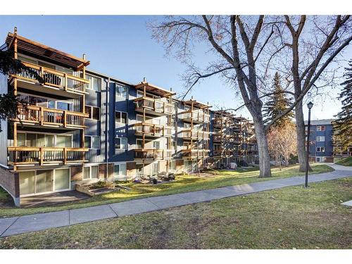 419-816 89 Avenue Sw, Calgary, AB - Outdoor With Balcony